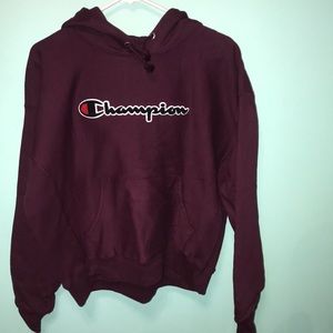 Maroon/ Burgundy Champion sweatshirt